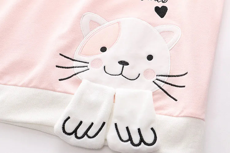 Chandail mignon à motif chat
