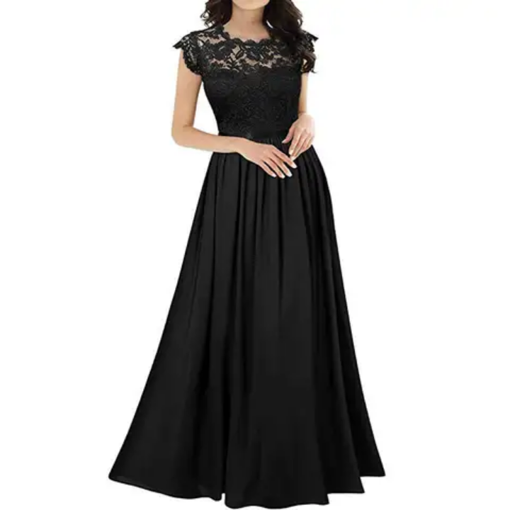 Robe de soirée garnie de dentelle