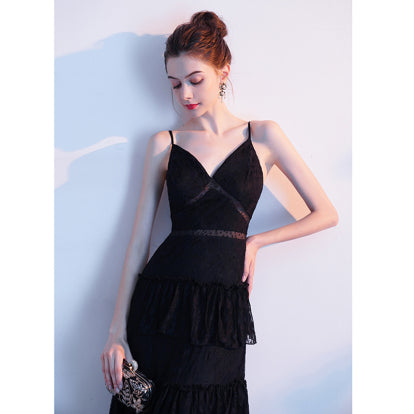 Robe de soirée noire à dentelle transparente