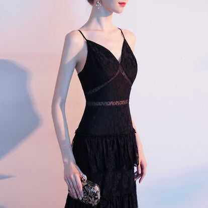 Robe de soirée noire à dentelle transparente