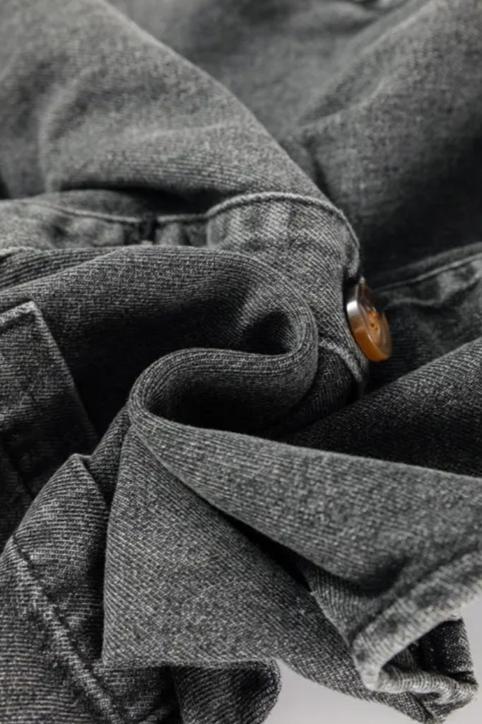 Petite robe en jeans boutonnée