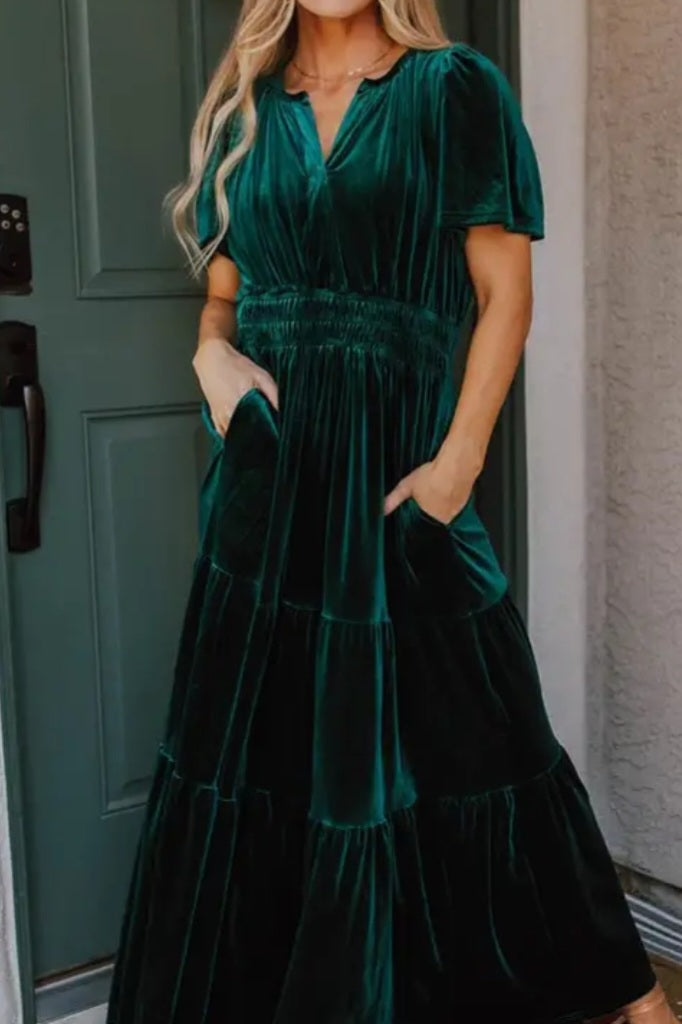 Robe longue en velours à taille froncée