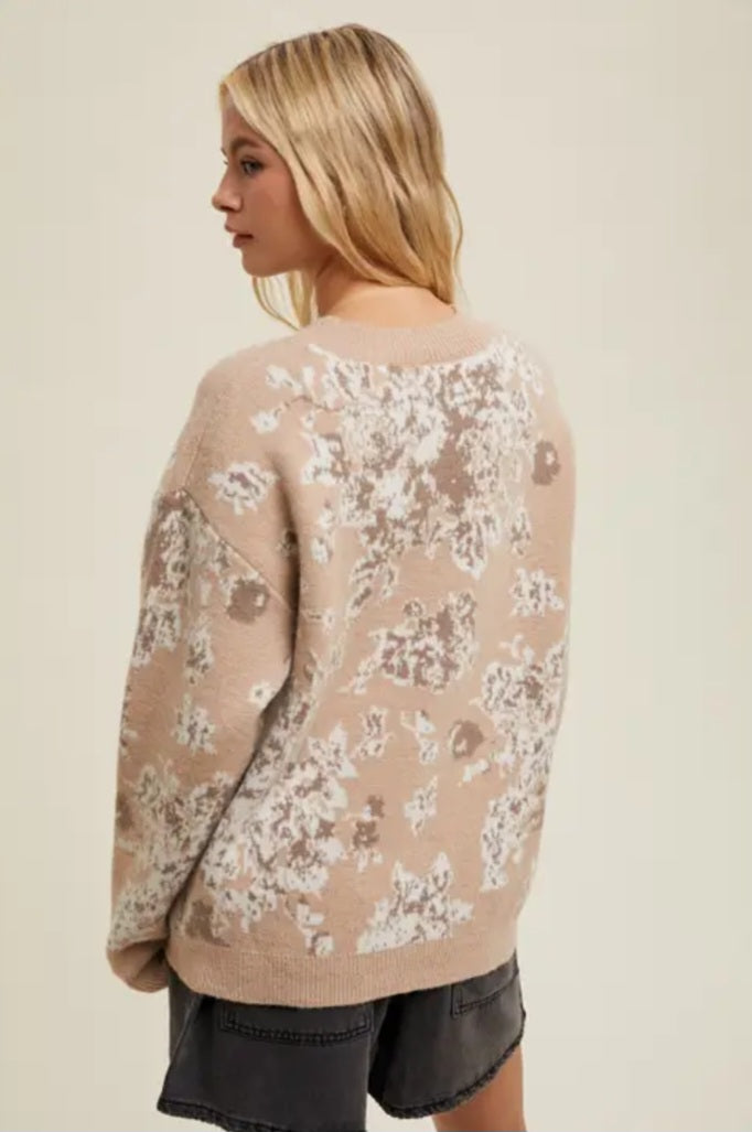 Chandail de laine fleuri brossé
