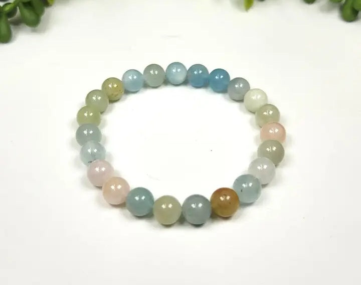 Bracelet en pierres précieuses et semi-précieuses