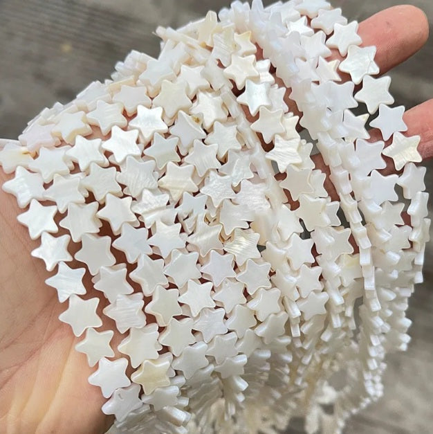 Collier Étoiles en perles d'eau douce naturelles