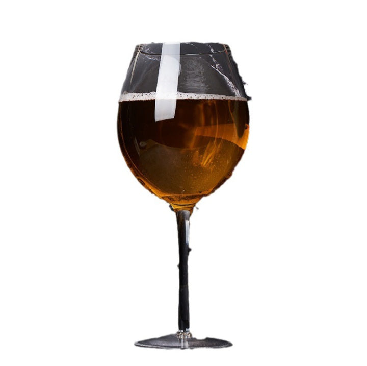 Coupe géante pour amateurs d'alcool