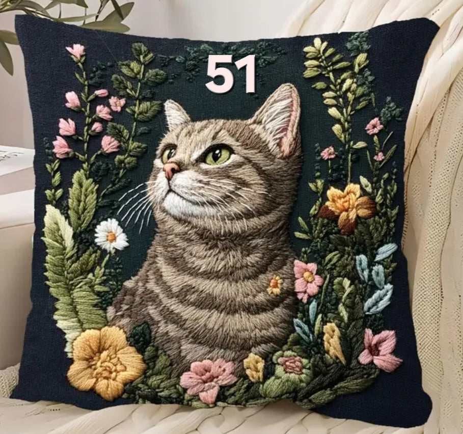 Housse de coussin brodée 18 x 18 pouces - Plusieurs motifs de chats