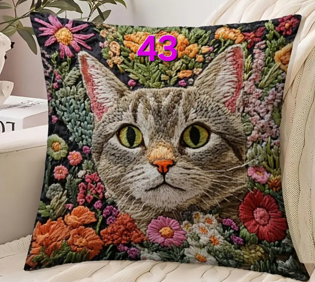 Housse de coussin brodée 18 x 18 pouces - Plusieurs motifs de chats