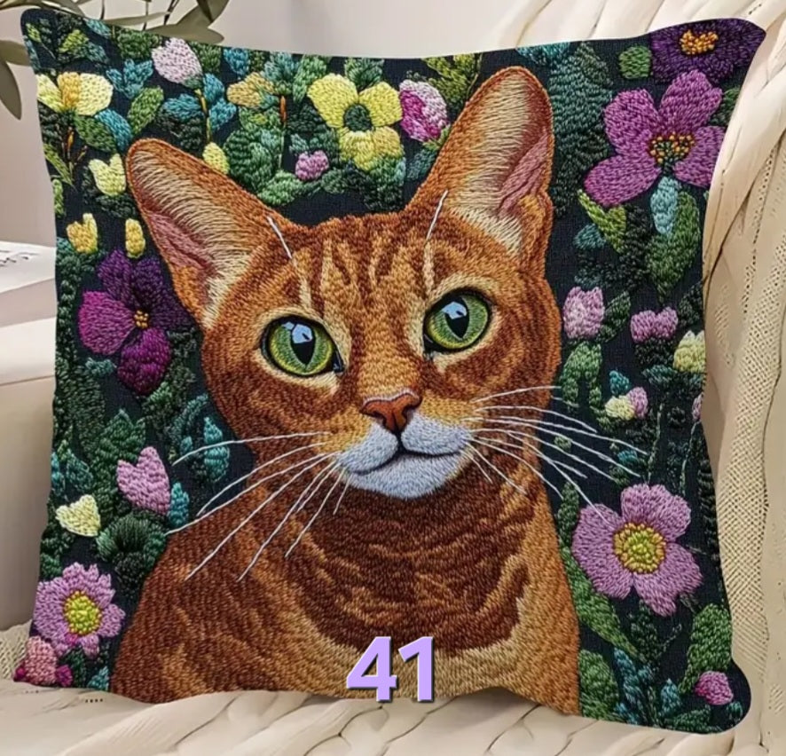 Housse de coussin brodée 18 x 18 pouces - Plusieurs motifs de chats