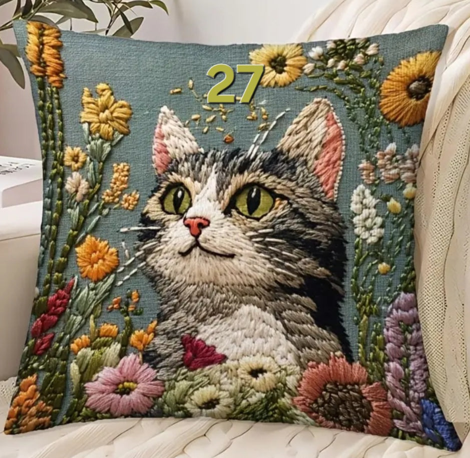 Housse de coussin brodée 18 x 18 pouces - Plusieurs motifs de chats