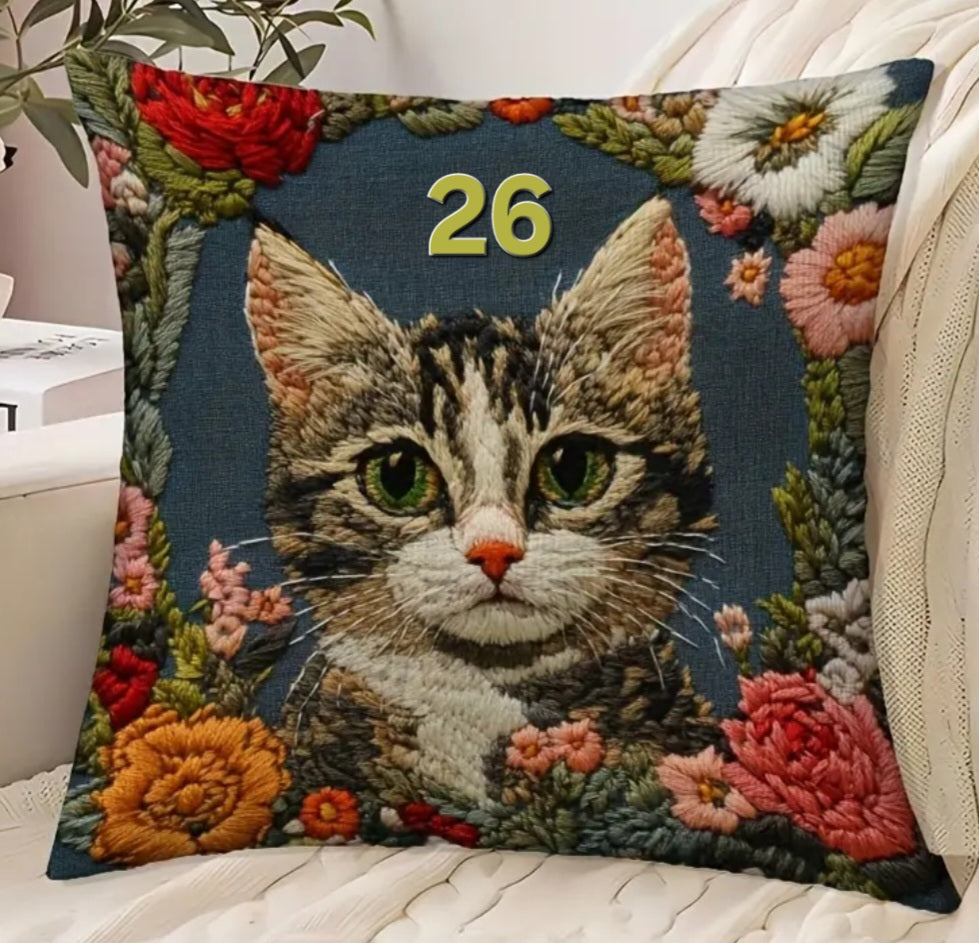 Housse de coussin brodée 18 x 18 pouces - Plusieurs motifs de chats