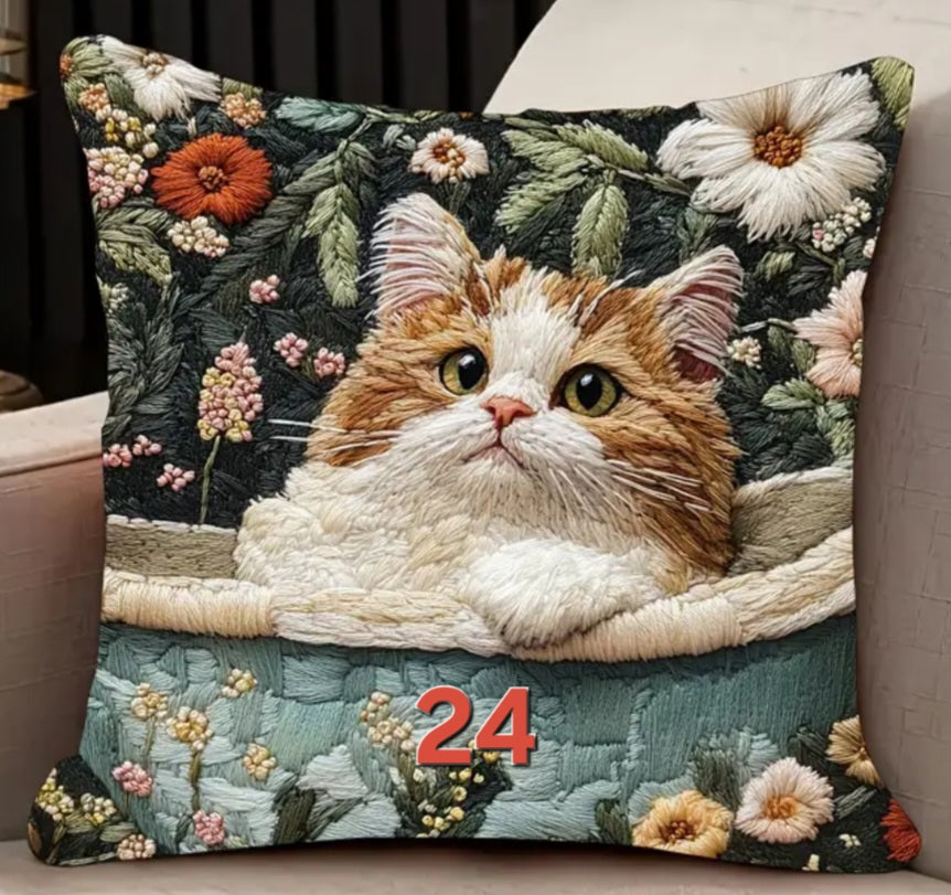 Housse de coussin brodée 18 x 18 pouces - Plusieurs motifs de chats