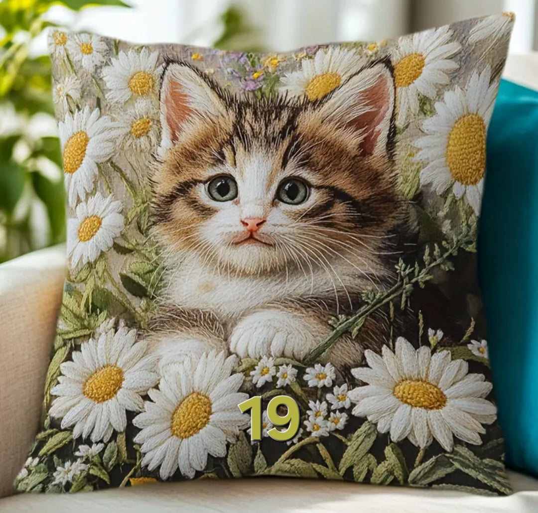 Housse de coussin brodée 18 x 18 pouces - Plusieurs motifs de chats