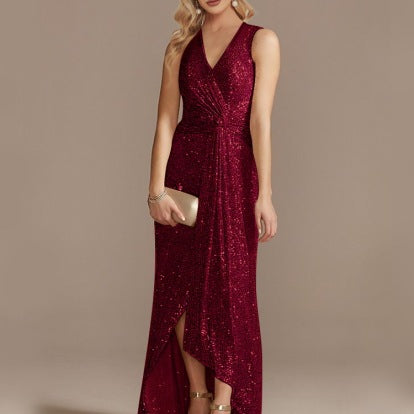Magnifique robe de sequin à silhouette irrégulière
