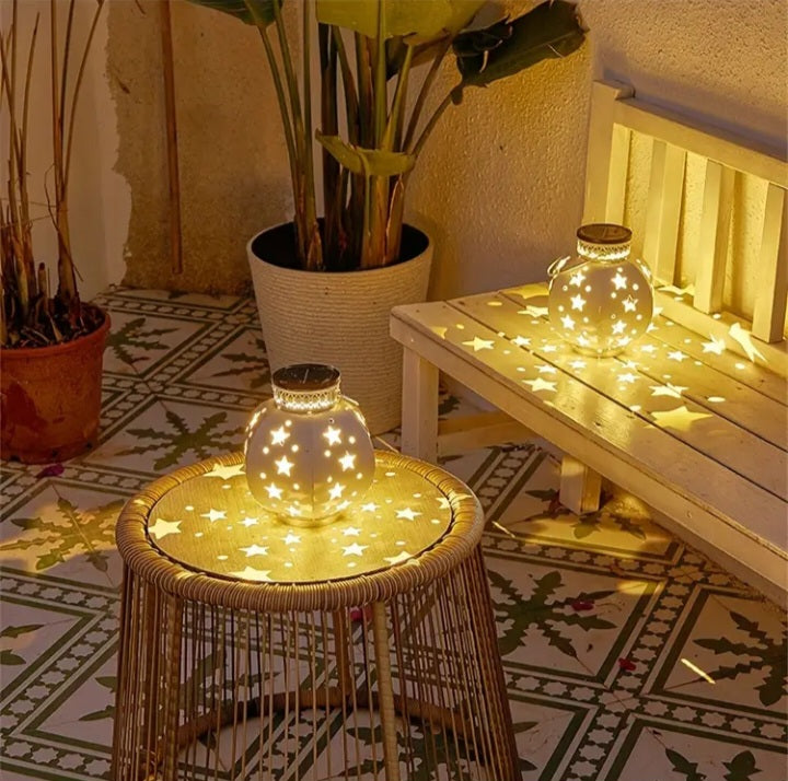 Lampe solaire à projecteur d'étoiles