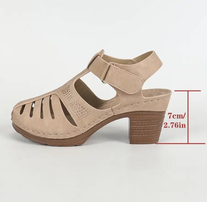 Sandales pour elle a talon de 2.7" avec velcro