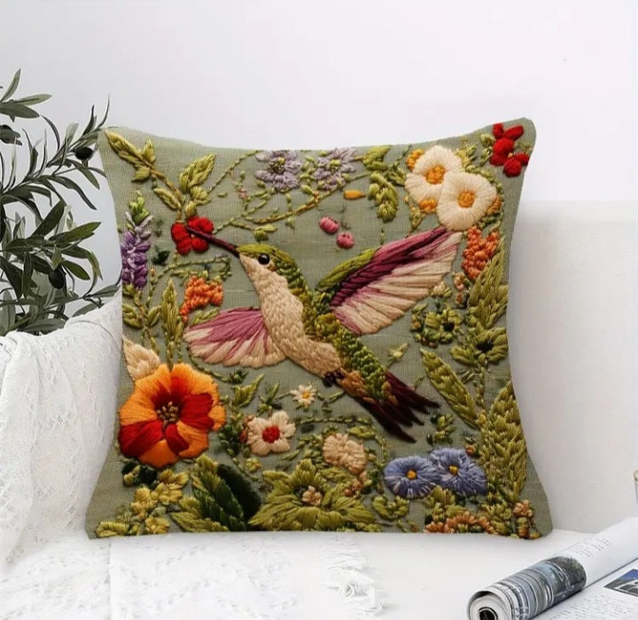 Housse de coussin en polyester brodée
