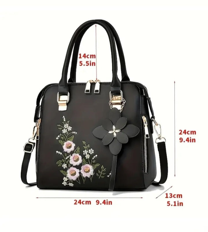 Joli sac à main d'été à broderie florale