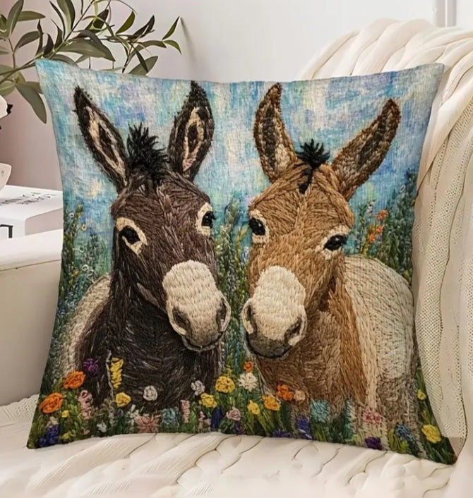 Housse de coussin en polyester brodée