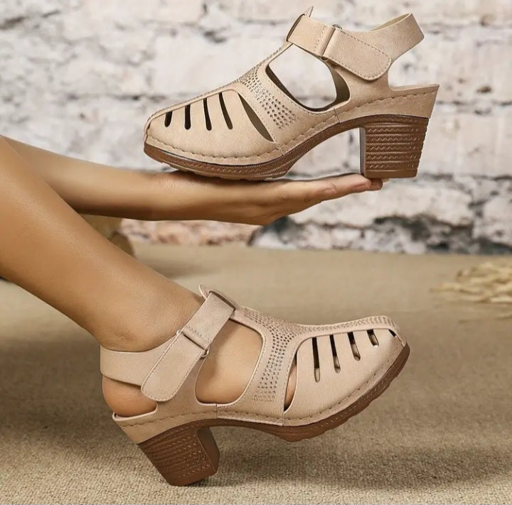 Sandales pour elle a talon de 2.7" avec velcro