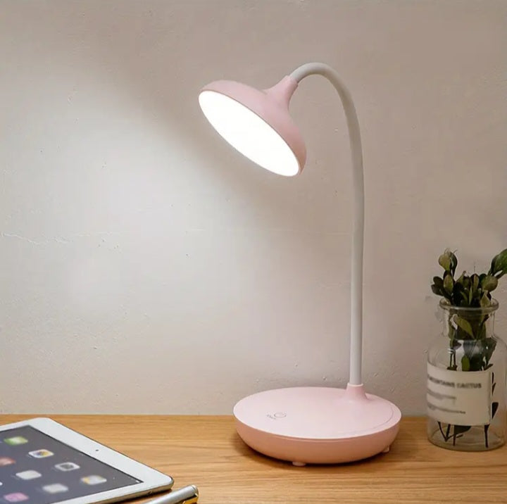 Lampe de table USB au design moderne