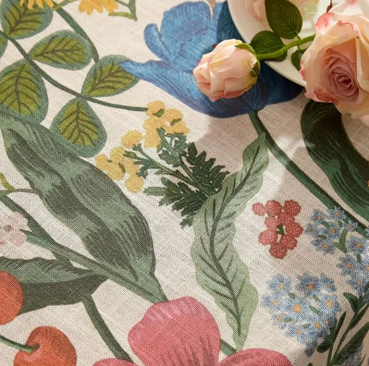 Nappe à motif de fleurs