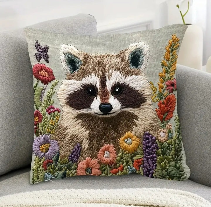 Housse de coussin en polyester brodée