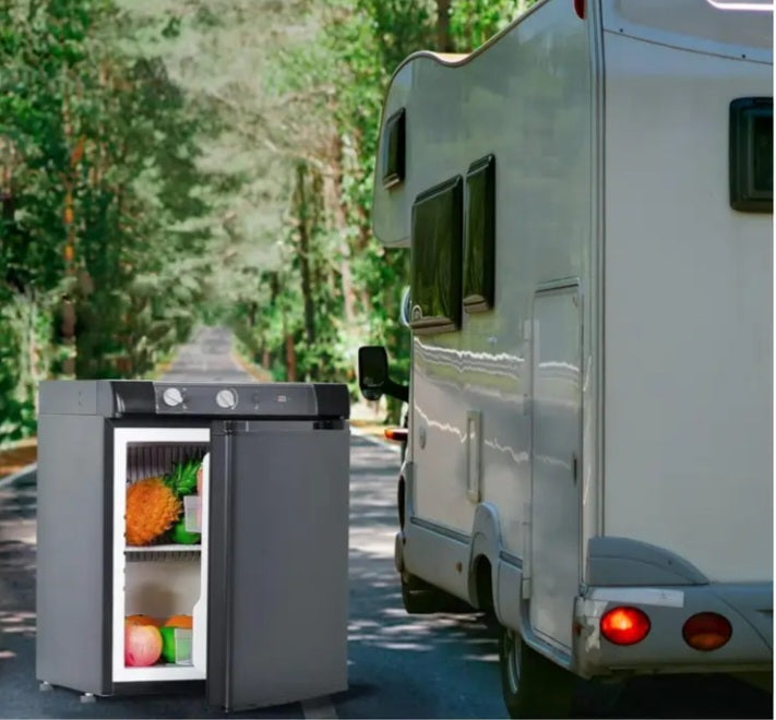 Réfrigérateur compact au gaz GPL / 110 V / 12 V pour VR, chalet, camping