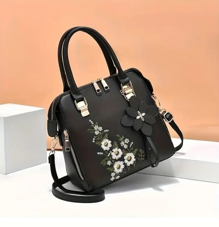 Joli sac à main d'été à broderie florale