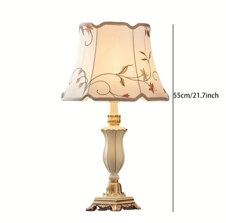 Lampe de table élégante de style victorien