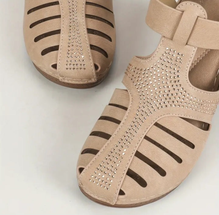 Sandales pour elle a talon de 2.7" avec velcro