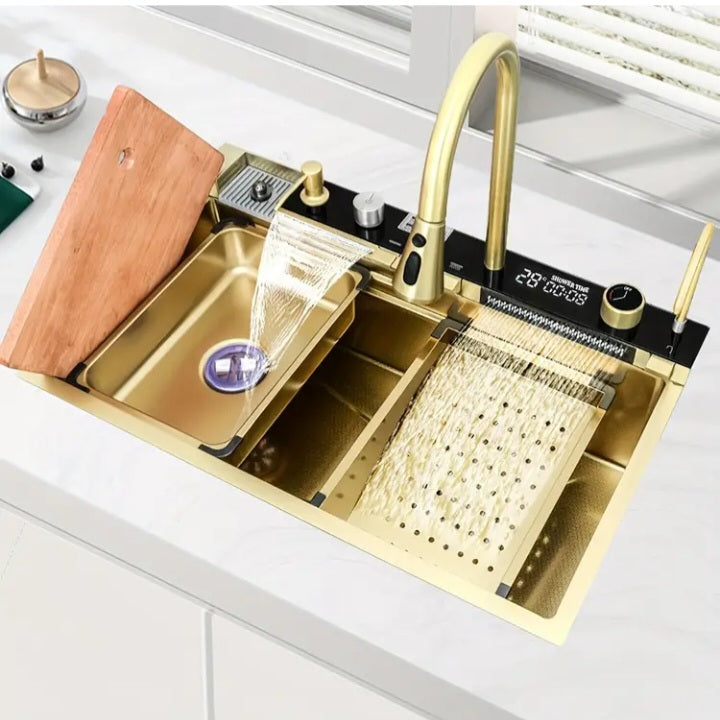 Ensemble d'évier de cuisine moderne avec robinet