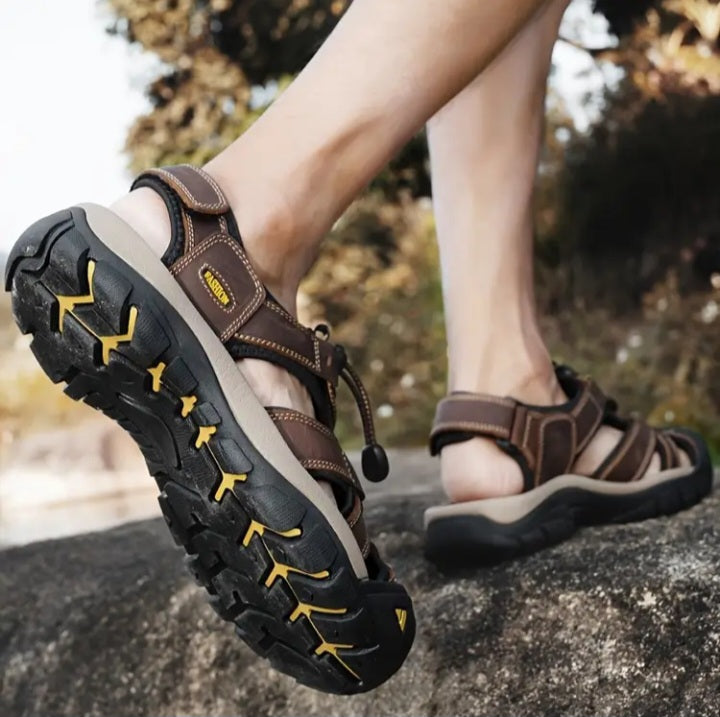 Sandale de marche renforcée pour homme