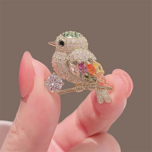 Broches uniques en strass