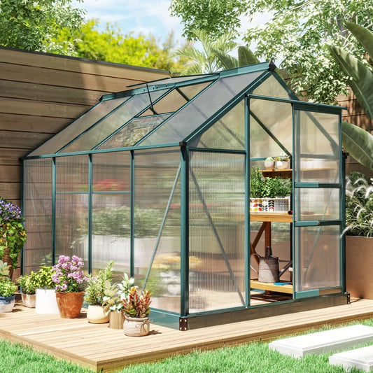 Serre en polycarbonate Outsunny de 6.2 x 8.3 x 6.6 pieds