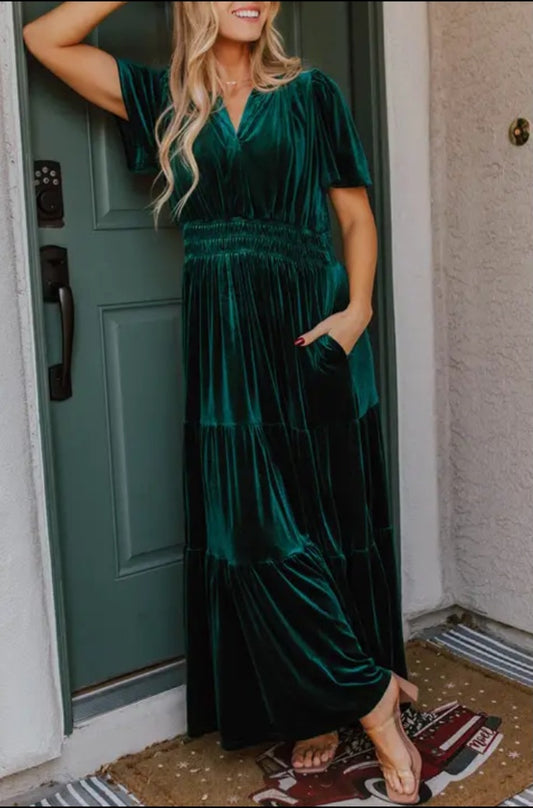 Robe longue en velours à taille froncée