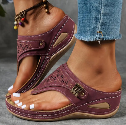 Sandales mi-hautes à motifs géométriques