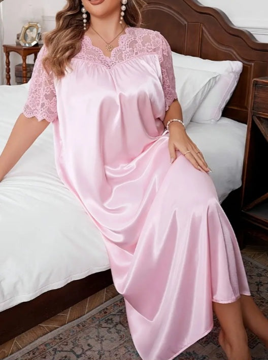 Robe d'intérieur luxueuse en satin (grande taille)