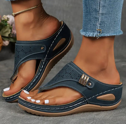 Sandales mi-hautes à motifs géométriques